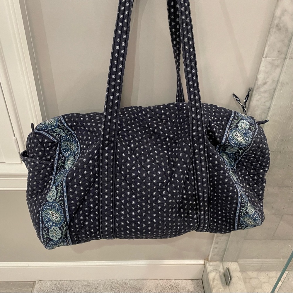 Large Vera Bradley travel tote Blue Paisley. Used but good condition.